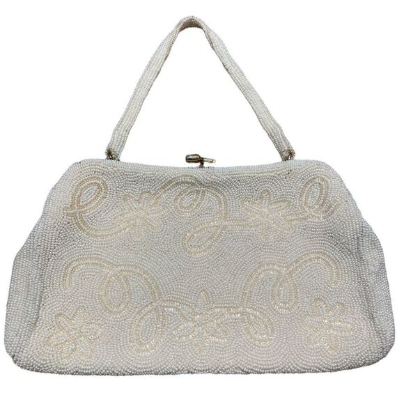 Mini vintage beaded White clutch with gold kiss lock - Picture 2 of 8